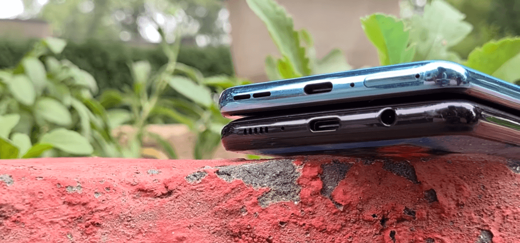 OnePlus Nord vs Samsung Galaxy M31s Headphone jack
