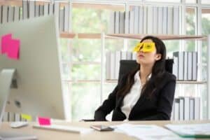 Tips to Minimize Eye Strain When Using Screens
