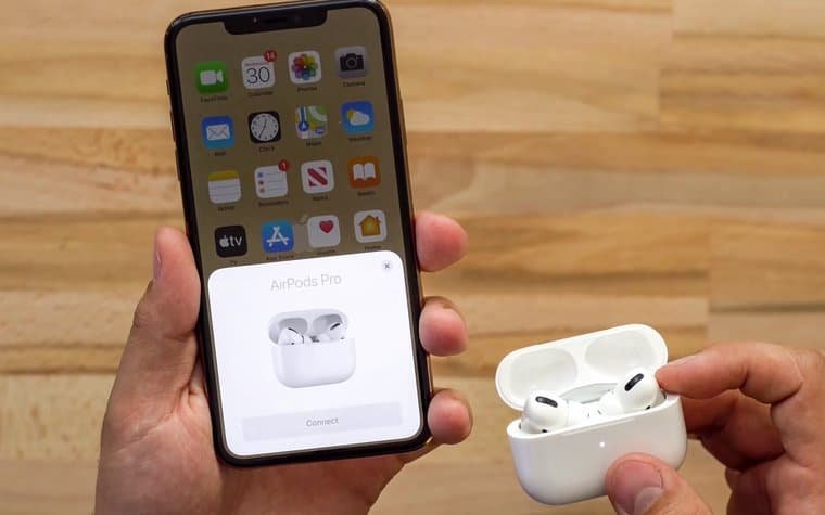 Apple AirPods Pro View