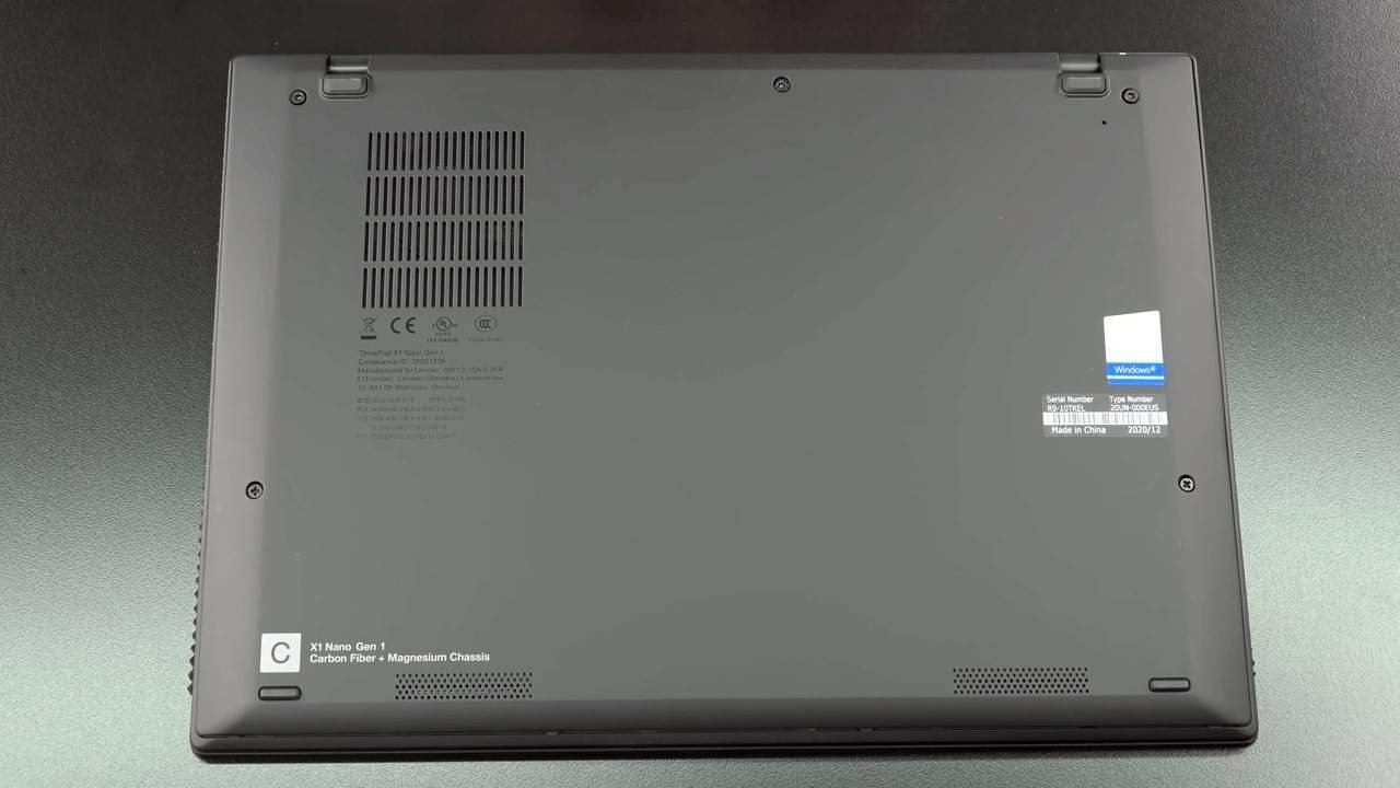 Lenovo ThinkPad X1 Nano Back vent