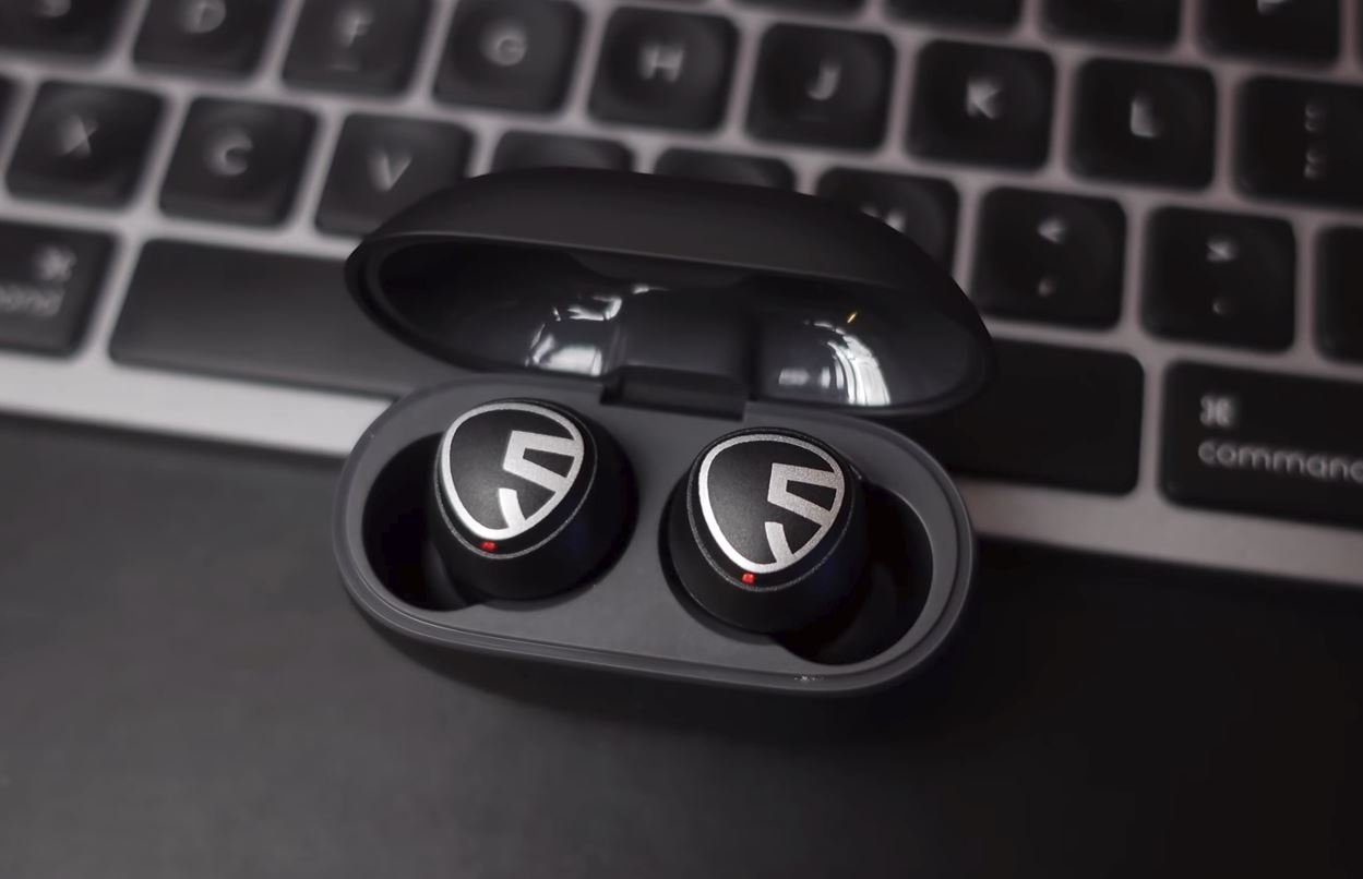 SoundPeats Mini Pro Hybrid Active Noise Cancelling Wireless Earbuds Review 9
