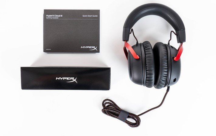 HyperX Cloud III headset stands out with its striking red frame against the black packaging